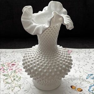 👉VTG 11" FENTON HOBNAIL MILK GLASS VASE~DOUBLE CRIMP RUFFLED EDGES MID CENTURY